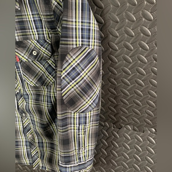 Levi’s Youth Button-up Flannel Cotton Shirt Medium Size 10-12 EXCELLENT LIKE NEW - Picture 4 of 9